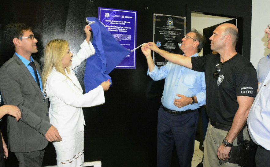 Governador Marcelo Miranda descerra placa de inauguração do GOTE 