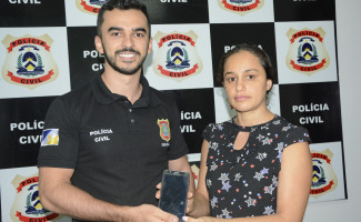 Polícia civil recupera e devolve 26 aparelhos celulares aos seus proprietários em Palmas  
