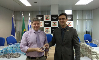 Secretário da Segurança Pública entrega mais de 300 algemas a Polícia Civil do Tocantins 