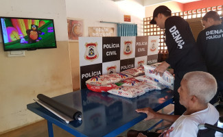 Polícia Civil realiza doação de alimentos apreendidos em operação contra o tráfico de drogas