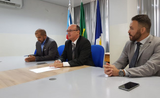 Novo secretário da Segurança Pública toma posse e é recebido por servidores