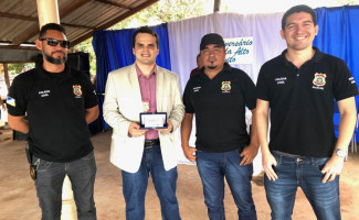 Delegado de Polícia Civil recebe homenagem de Associação de Moradores em Nova Olinda 