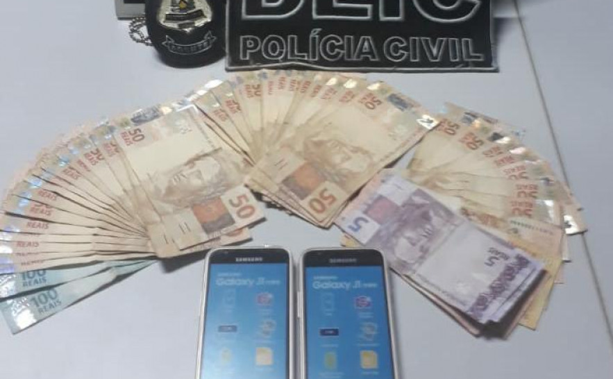 Dinheiro e celulares de corrupção ativa apreendidos pela Polícia Civil em Araguaína 
