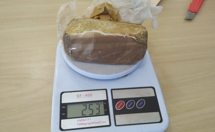 Homem é preso por tráfico de drogas em Lagoa da Confusão portando 250 gramas de “crack”.jpg