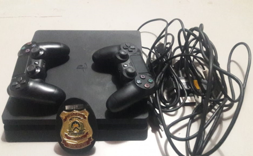 Vídeo game avaliado em R$ 2 mil é recuperado pela Polícia Civil.jpg