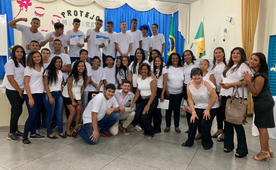 Formando dos projetos Mulheres da Paz e Protejo durante formatura em Gurupi 