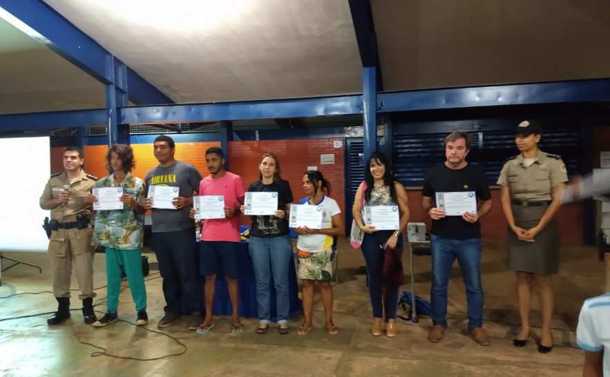 Conselheiros Comunitários recebem certificados de conclusão de curso em Taquaruçu 