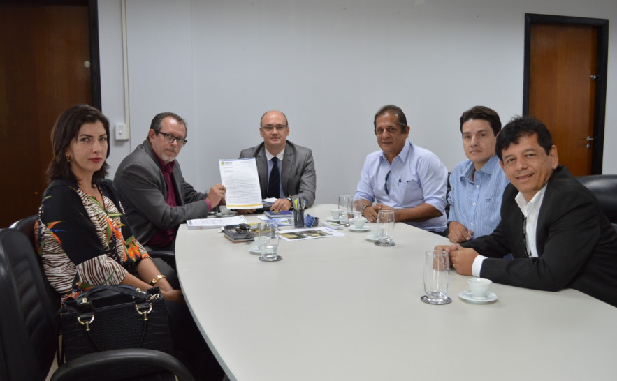 Secretário da Segurança se reúne com representantes do sindicato dos policiais civis em Palmas 