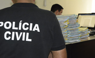 Polícia Civil prende dois por atrapalhar investigações na operação Ongs de papel 
