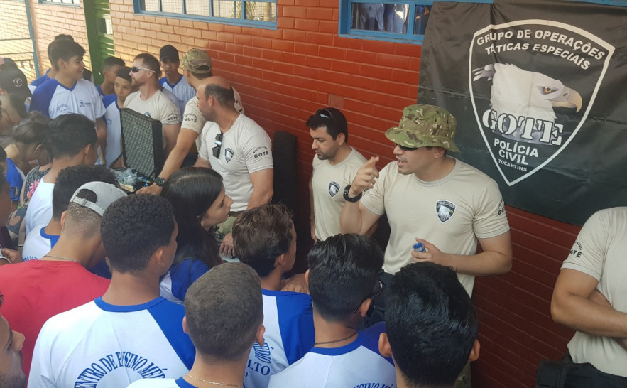 Centenas de estudantes participam do “Polícia Civil vai à Escola” em Taquaralto - DICOM SSP -  (4).jpeg