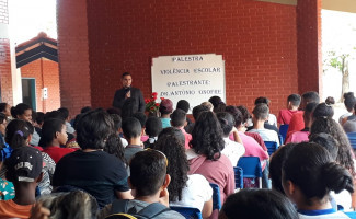Polícia Civil ministra palestra sobre violência e bulling em Caseara