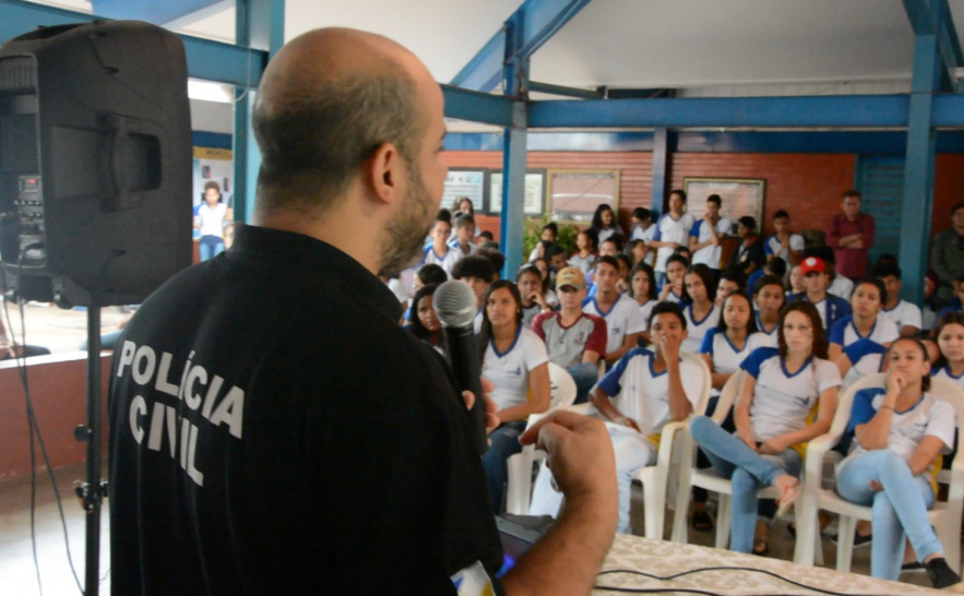 Atividade itinerante de educação é realizada em centros de ensino médio do Estado (1).jpeg