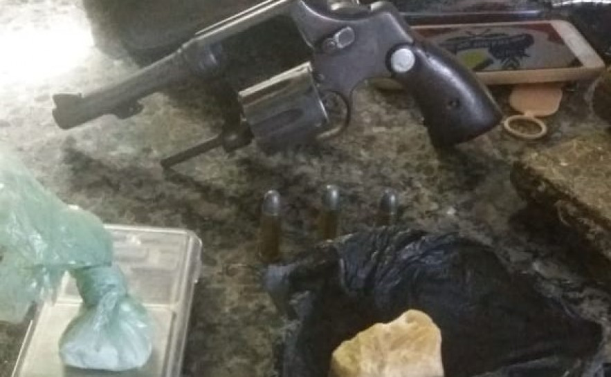Ação conjunta entre Polícia Civil e Polícia Militar prendeu cinco pessoas  (4).jpeg