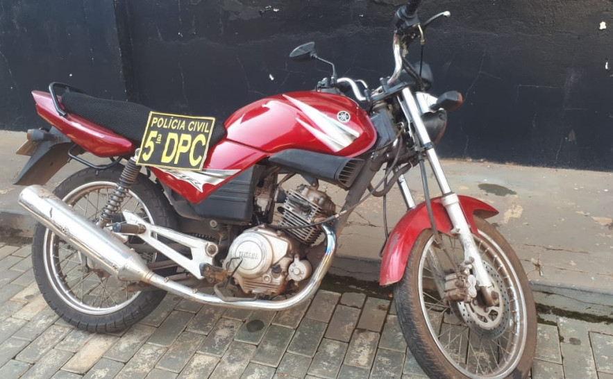 Polícia Civil recupera moto furtada na Capital e prende em flagrante suspeito de receptação 1.jpg