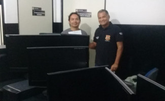 Polícia Civil recupera e devolve a escola vários computadores e acessórios furtados em Araguaína 