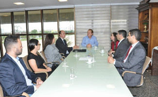 Governador Mauro Carlesse recebe diversas categorias da Segurança Pública