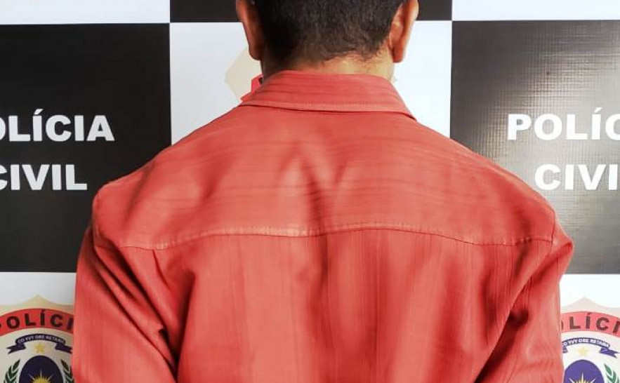 Homem foi localizado trabalhando como técnico em manutenção de eletrônicos.jpeg