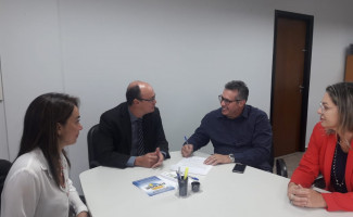 Segurança Pública recebe doação de madeira do Naturatins para reforma de IMLs  no interior do Estado