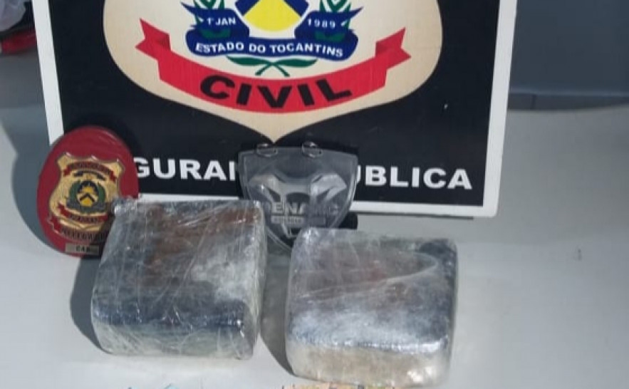 Drogas e dinheiro foram apreendidos com casal em Araguaína..jpg