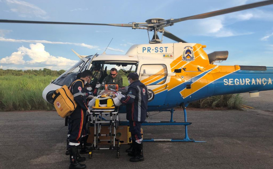 Aeronave do CIOPAER TO efetua transporte aeromédico de vítima de acidente de trânsito