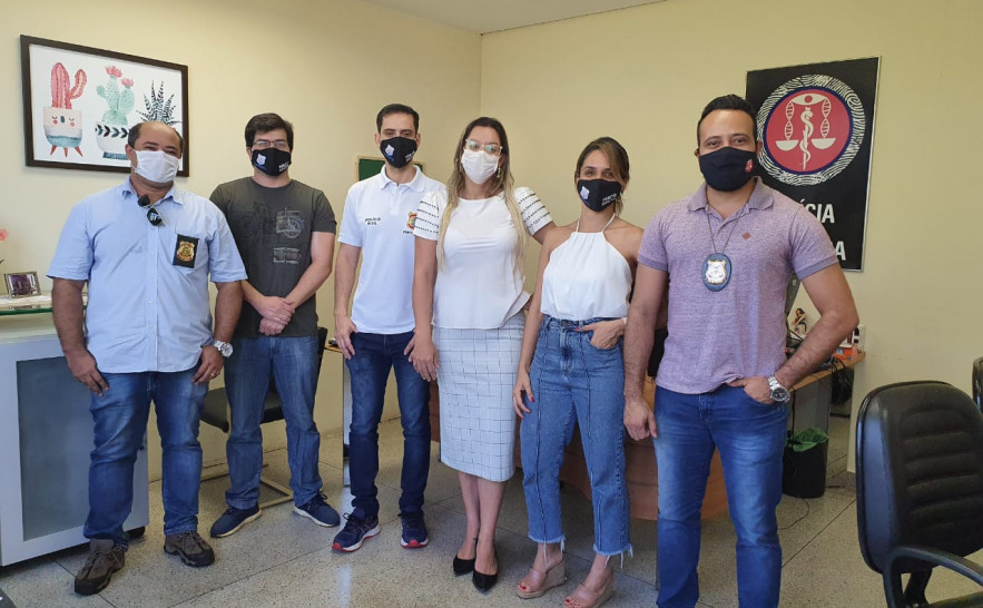 Laboratório de Genética Forense da Polícia Científica entrega primeiros laudos de exames de DNA humano 