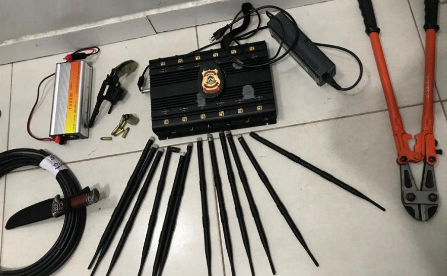 Polícia Civil apreende arma de fogo e objetos que seriam utilizados em crimes no sul do estado 