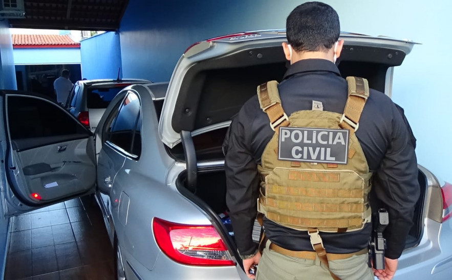 Polícia Civil averigua carro de luxo em Operação Dolos