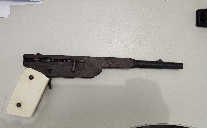 Homem é preso pela Polícia Civil por posse ilegal de arma de fogo no interior do Estado 