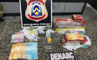 Polícia Civil prende duas pessoas em flagrante por tráfico de drogas no norte do Estado