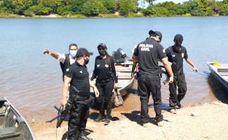 Forças de Segurança realizam operação de prevenção à covid-19 em praia de Arapoema  