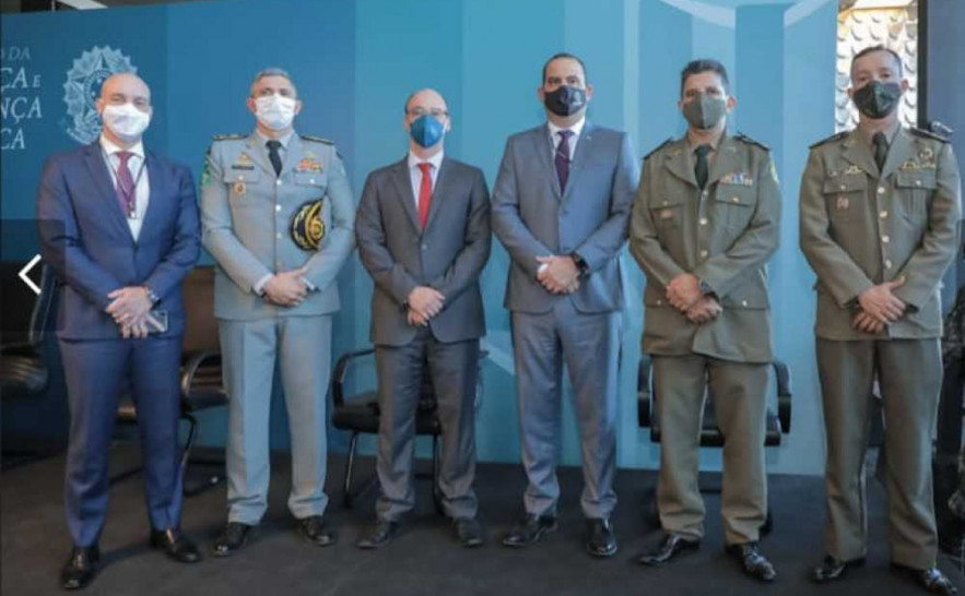 Secretário de Segurança Pública e Comandante-Geral da PM recebem novos equipamentos da Senasp