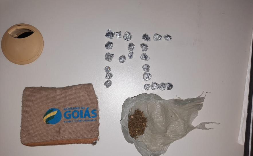 Suspeitos por tráfico de drogas e receptação de veículos roubados são presos pela Polícia Civil em Ananás 