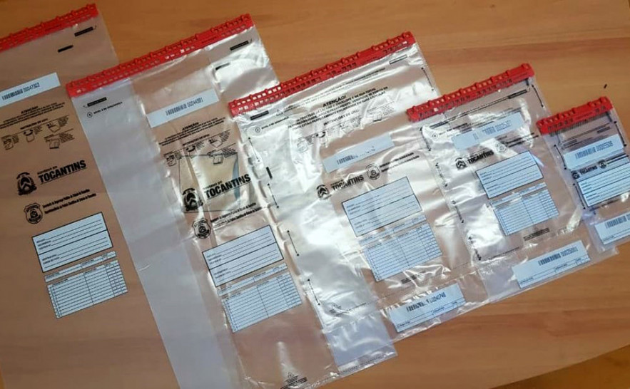 Envelopes de segurança para guardar vestígios coletados_ SSPGoverno do Tocantins.jpg