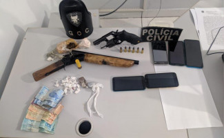 Polícias Civil e Militar realizam operação Adsumus em Porto Nacional e prendem três pessoas em flagrante por tráfico de drogas