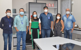 Membros do Hospital Geral de Palmas e Hospital Infantil se reúnem para alinhar a transição