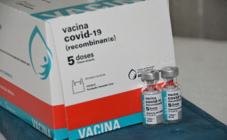 Mais 26 mil doses de AstraZeneca são esperadas pelo Tocantins para ampliar público vacinado