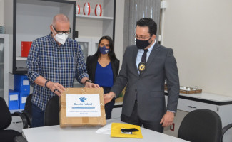 Hospital Geral de Palmas recebe doação de impressora 3D  da Receita Federal