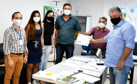 Laticínio de Colmeia recebe certificado Sisbi da Adapec