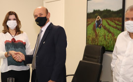 Governo do Tocantins lança linha “Crédito Fácil” em parceria com a Fecomércio