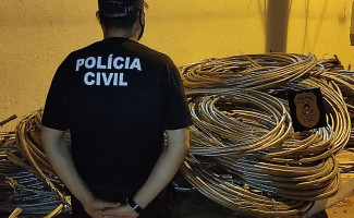 Polícia Civil recupera mais de duas toneladas de fios de alumínio furtados e prende homem suspeito de receptação
