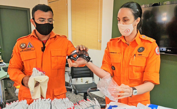 Secretaria do Meio Ambiente entrega equipamentos de proteção individual à Defesa Civil Estadual