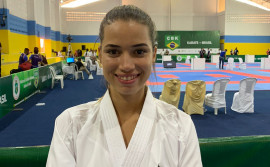 Com apoio do Governo do Tocantins, campeã Karoline Burjack disputou o campeonato brasileiro de Karatê