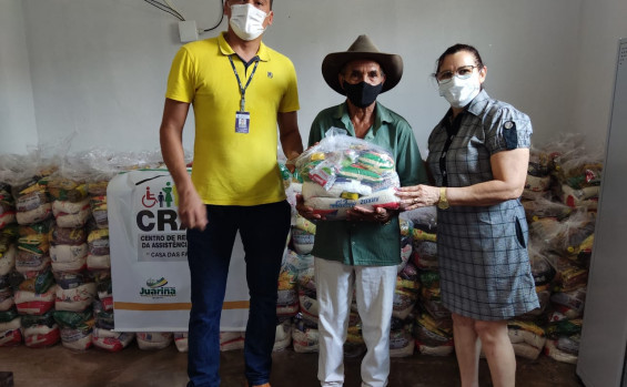 Governo do Tocantins entrega kits de alimentos em 22 municípios de várias regiões do Estado