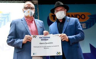 Governador Carlesse anuncia retomada das cirurgias eletivas e entrega equipamentos para municípios
