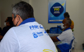 Seciju e Seduc iniciam curso de pedreiro para 15 monitorados do Sistema Penal