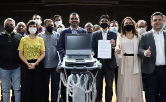 Com recursos da bancada federal, Governador Wanderlei Barbosa entrega 32 aparelhos de ultrassom aos municípios e 50 monitores cardíacos para hospitais