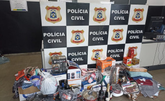 Mulher suspeita de furtar quase R$ 10 mil reais em produtos de supermercados e lojas em Dianópolis é presa pela Polícia Civil