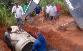 Ageto reconstrói bueiro que se rompeu a 5 km de Campos Lindos, na TO-020
