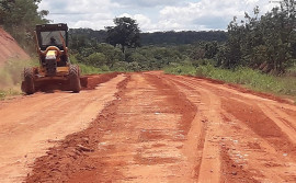 Governo do Tocantins libera tráfego de veículos na TO-020 após recomposição do bueiro, em Campos Lindos 