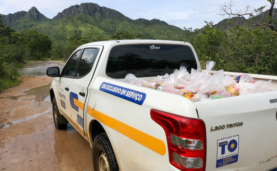 Governo do Tocantins atende famílias quilombolas da região de Paranã com 7 toneladas de alimentos